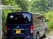 https://riyasewana.com/uploads/toyota-kdh-trh200-1322585622282.jpg