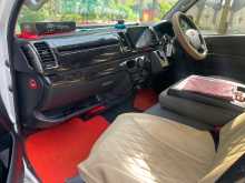 https://riyasewana.com/uploads/toyota-kdh-trh200-2015-77433312743.jpg
