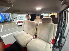 https://riyasewana.com/uploads/toyota-kdh200-149102422902.jpg