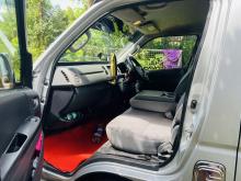 https://riyasewana.com/uploads/toyota-kdh200-211184617616.jpg