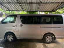 https://riyasewana.com/uploads/toyota-kdh200-311443334993.jpg
