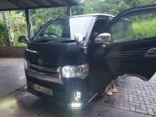 Toyota KDH 200 2007 Van