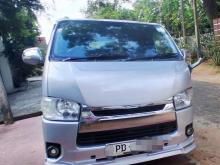 Toyota KDH 200 2007 Van