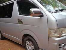 https://riyasewana.com/uploads/toyota-kdh200-dx-11940184012.jpg