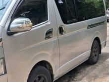 Toyota KDH 200 GL 2007 Van