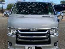 Toyota KDH 200 Gl 2006 Van