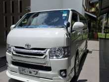Toyota KDH 200 GL 2005 Van