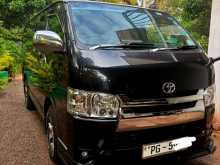 Toyota KDH 200 Super GL 2007 Van