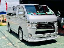 Toyota KDH 200 SUPER GL 2006 Van