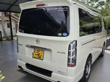 https://riyasewana.com/uploads/toyota-kdh200-super-231829506195.jpg