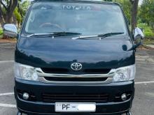 Toyota KDH 200 Super GL 2007 Van