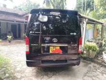 https://riyasewana.com/uploads/toyota-kdh201-192042324462.jpg