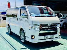 Toyota KDH 201 SUPER GL 2011 Van