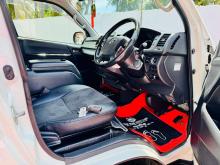 https://riyasewana.com/uploads/toyota-kdh201-original-171048526286.jpg