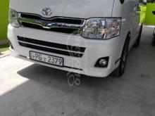 Toyota KDH 201 Super GL 2012 Van