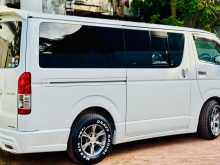 https://riyasewana.com/uploads/toyota-kdh201-super-2013-1521392412544.jpg