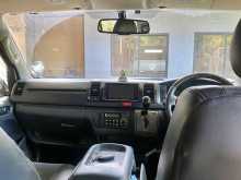 https://riyasewana.com/uploads/toyota-kdh201-supergl-2017-1922161412953.jpg