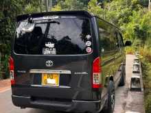 https://riyasewana.com/uploads/toyota-kdh205-original-2006-811125712353.jpg
