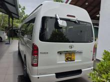 https://riyasewana.com/uploads/toyota-kdh221-highroof-30900536065.jpg