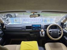https://riyasewana.com/uploads/toyota-kdh221-highroof-30900536236.jpg