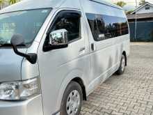 Toyota KDH222 2010 Van