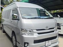 Toyota KDH222 High Roof Japan 2016 Van