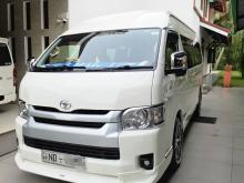 Toyota KDH222 High Roof Japan 2017 Van
