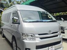 Toyota KDH222 High Roof Japan 2017 Van