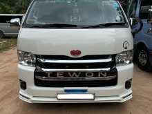 Toyota KDH223 2018 Van