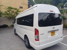 https://riyasewana.com/uploads/toyota-kdh223-gl-171203576296.jpg