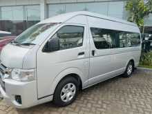 Toyota KDH223R 2026 Van
