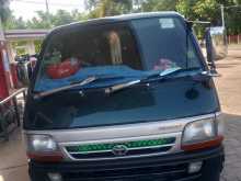 Toyota 113 1998 Van
