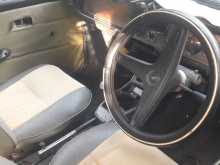 https://riyasewana.com/uploads/toyota-korolla-ke-1973-423052112123.jpg