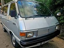 Toyota KR 20 Liteace 1982 Van