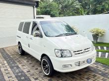 Toyota Kr 42 2002 Van