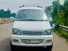 Toyota KR42 2001 Van