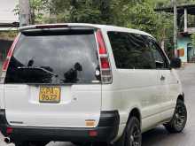 Toyota KR42 Noah 2001 Van
