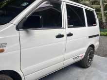 https://riyasewana.com/uploads/toyota-kr42-noah-211380622292.jpg