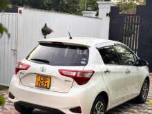 https://riyasewana.com/uploads/toyota-ksp-130-2018-211031912272.jpg
