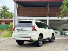 https://riyasewana.com/uploads/toyota-land-cruiser-10933154582.jpg