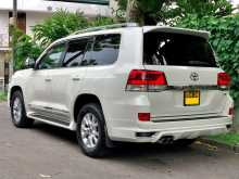 https://riyasewana.com/uploads/toyota-land-cruiser-111204204893.jpg