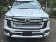 Toyota LAND CRUISER ZX LC 300 2024 SUV