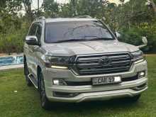 Toyota Land Cruiser V8 2015 SUV