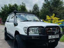 Toyota Land Cruiser Sahara 2005 SUV