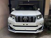 Toyota Land Cruiser Prado 2023 SUV