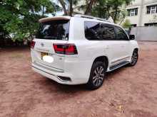 https://riyasewana.com/uploads/toyota-land-cruiser-121030524033.jpg
