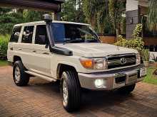 Toyota Land Cruiser SaharaJ 76 Series 2014 SUV