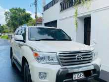 Toyota Land Cruiser V8 Vx Fully Loaded 2016 2015 SUV