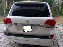 https://riyasewana.com/uploads/toyota-land-cruiser-131554034612.jpg