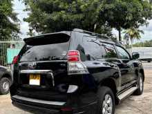 https://riyasewana.com/uploads/toyota-land-cruiser-1316155922142.jpg